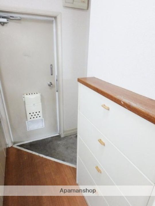 モンシャトー箕輪の玄関