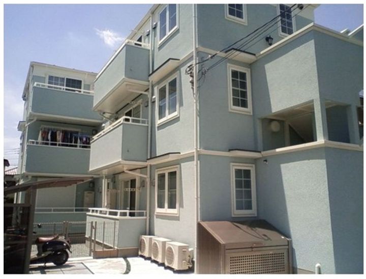 東京都狛江市中和泉5丁目の賃貸アパートの外観