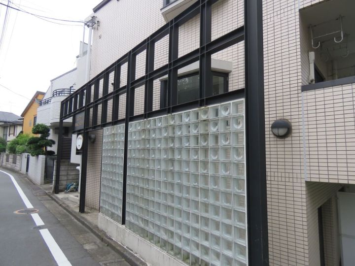 東京都世田谷区上馬1丁目の賃貸マンションの外観
