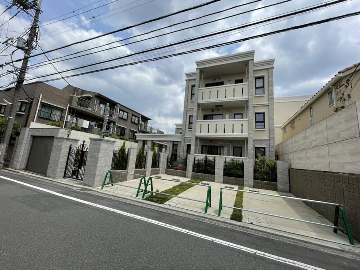 カールスルーエ吉祥寺の外観