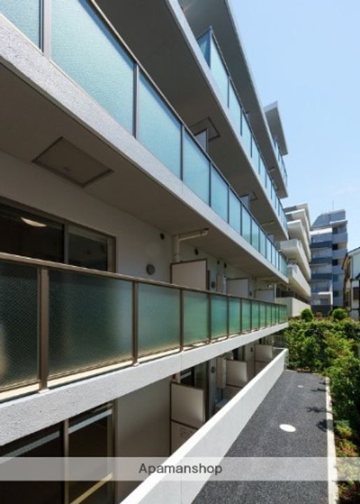 レオーネ志村坂上の外観