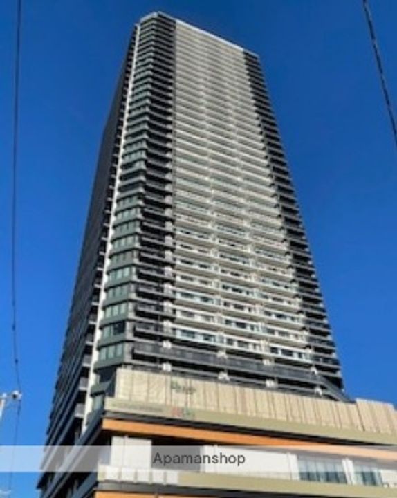 ザ・タワー十条の外観