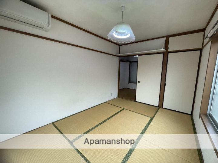 中村マンションの内装