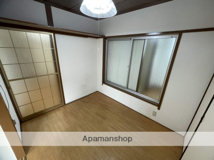 中村マンションの内装