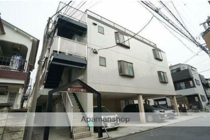 東京都江戸川区小松川4丁目の賃貸マンションの外観