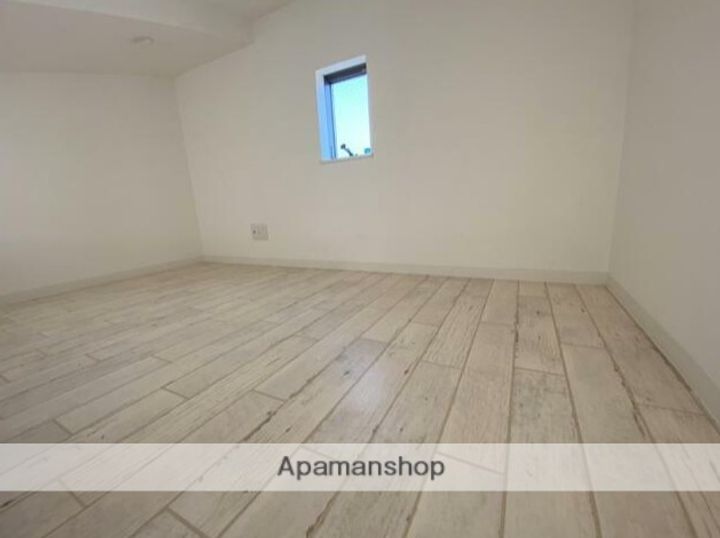 リブ・シェリーのその他画像