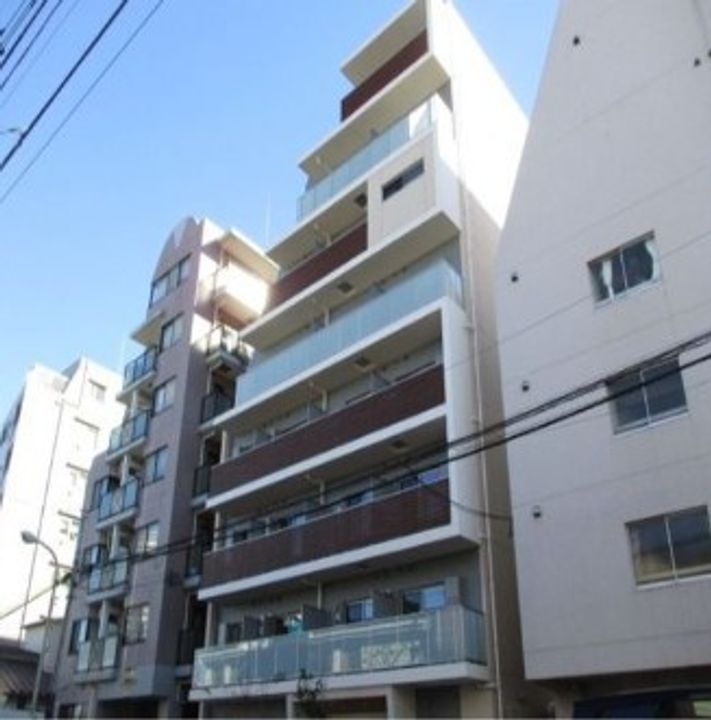 東京都台東区上野桜木1丁目の賃貸マンションの外観