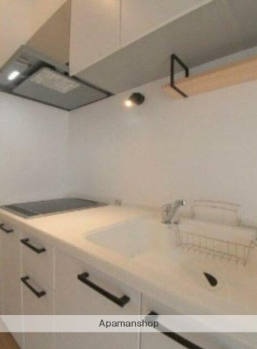 オーパスホームズ八丁堀のキッチン