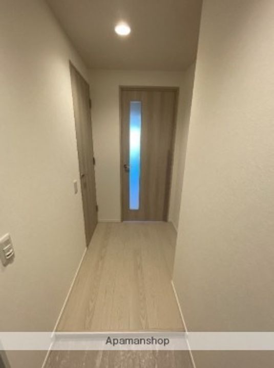 東京都台東区浅草5丁目の賃貸マンションの玄関