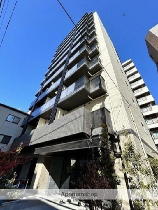 東京都台東区雷門1丁目の賃貸マンションの外観