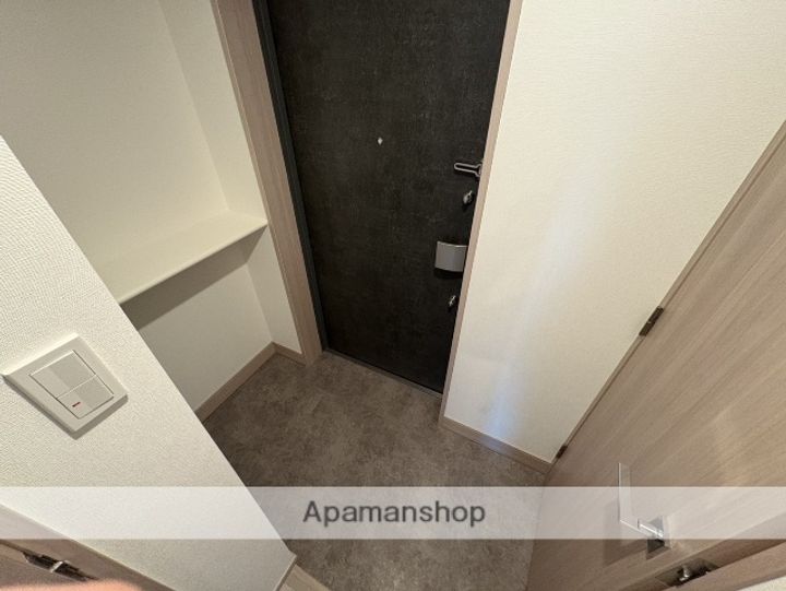 東京都台東区三筋1丁目の賃貸マンションの玄関