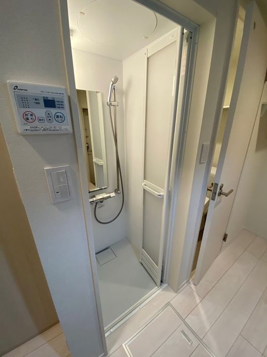 東京都江戸川区平井4丁目の賃貸アパートの風呂