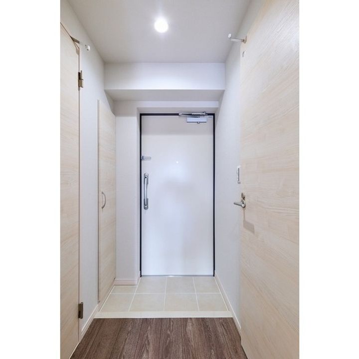 アルファコート曳舟2の玄関