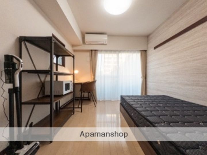 東京都港区高輪2丁目の賃貸マンションの居間