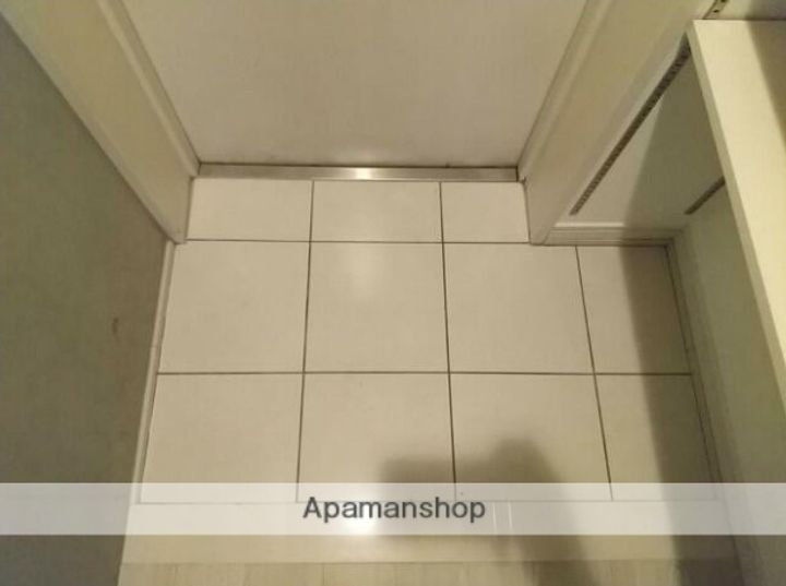 GC西小山の玄関