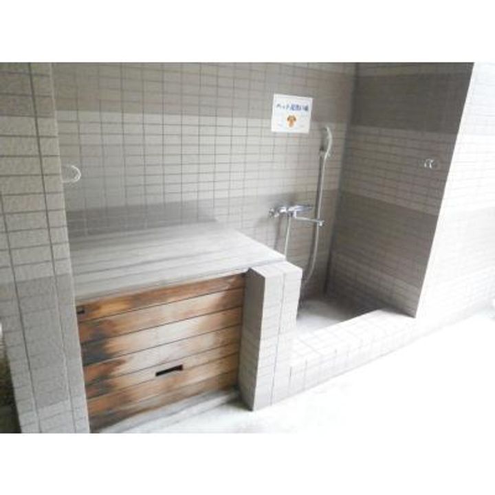 パークアクシス青山骨董通りの外観
