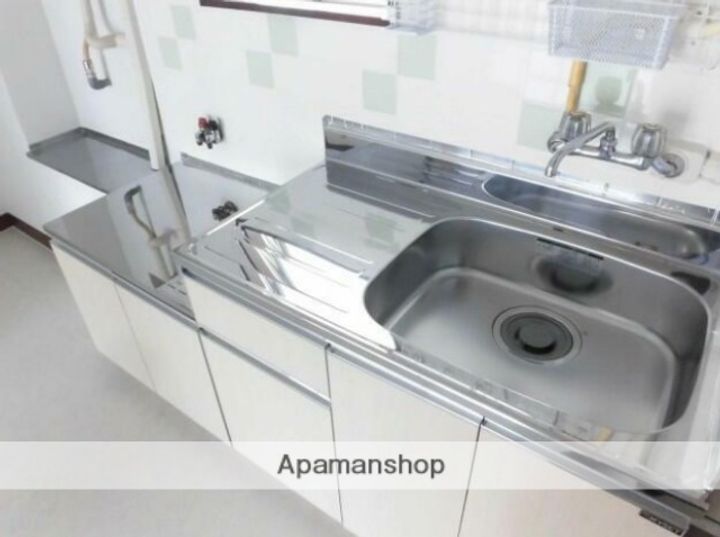 東京都品川区荏原1丁目の賃貸マンションのキッチン