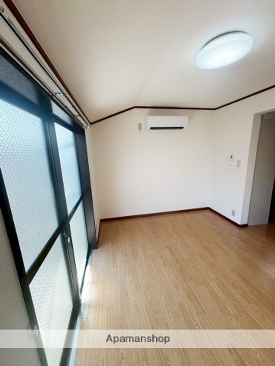 フレシールKJの居間