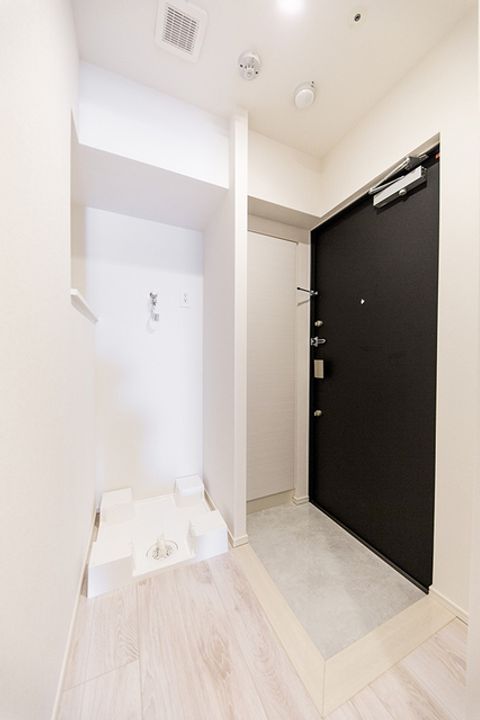 ライオンズフォーシア五反田の玄関