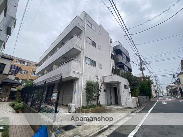 東京都品川区小山4丁目の賃貸マンションの外観