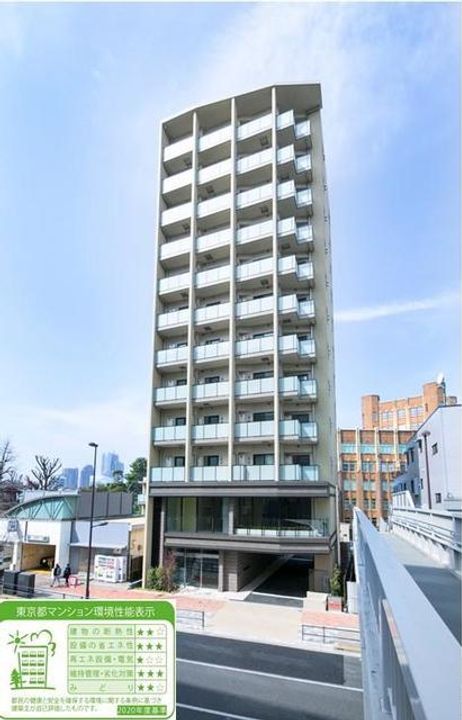 ラテスト白金台の外観