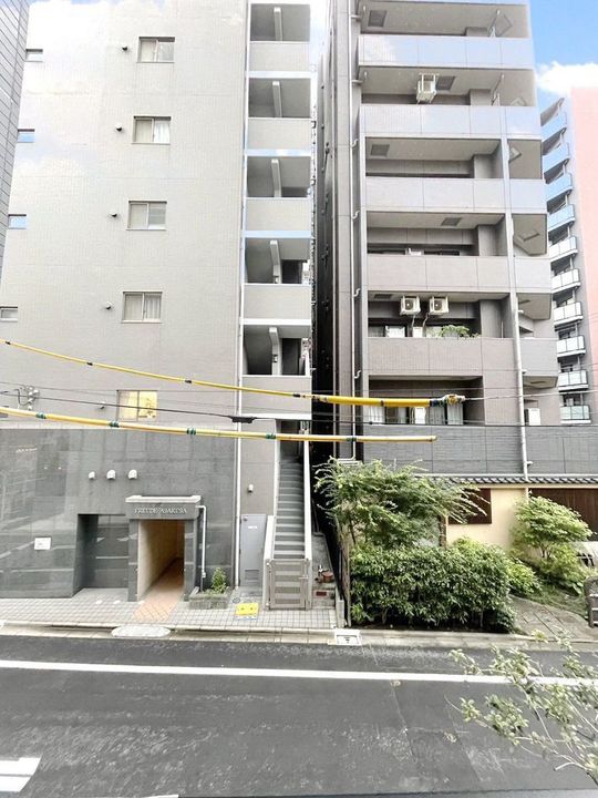 シーズンフラッツ浅草言問通りの外観