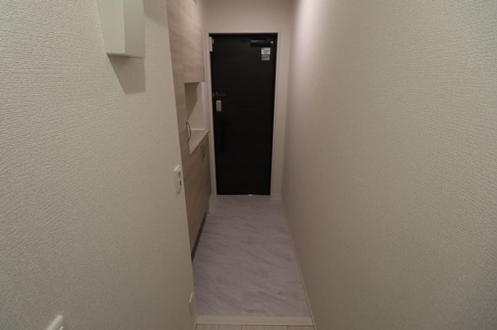 D PAINA 旭町の玄関
