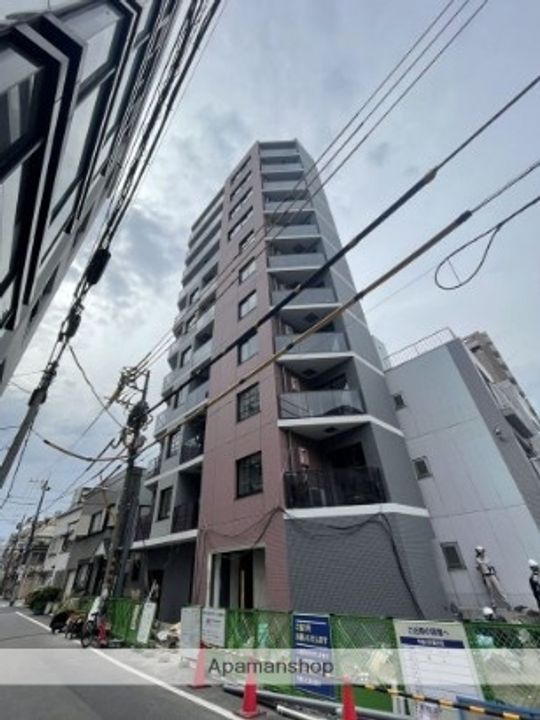 RELUXIA上野EASTの外観