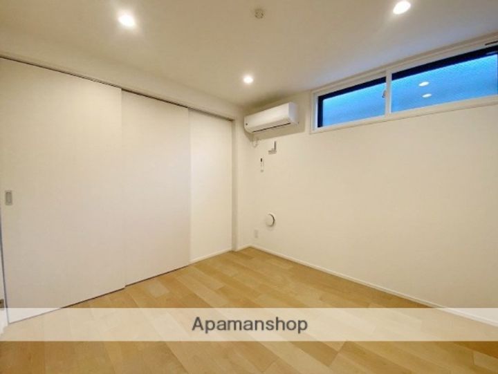 ワイズ戸越の居間