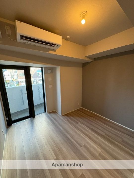 シーズンフラッツ大井町の居間