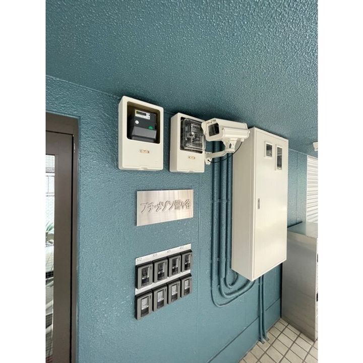 プチ・メゾン雪ケ谷の外観