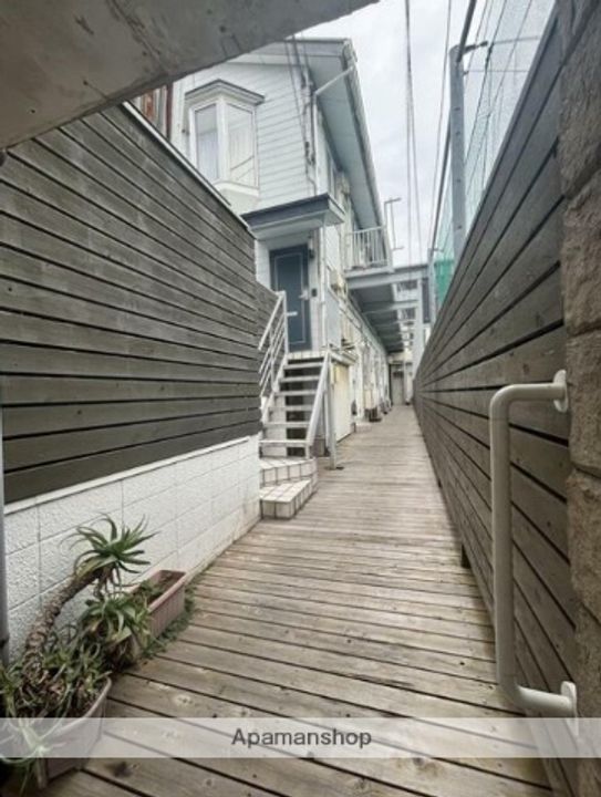 ウイング塩山の外観