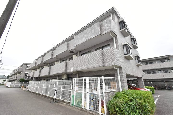 ライオンズマンション調布国領0223の外観