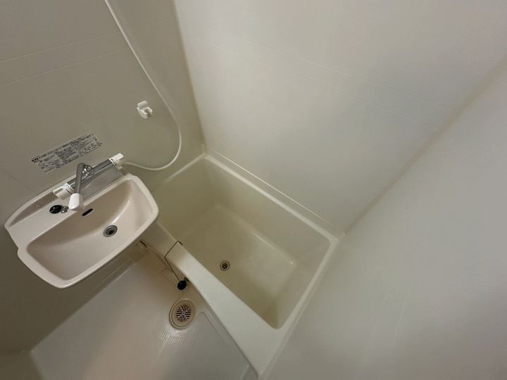 レオパレスグランパルク小柳205の風呂