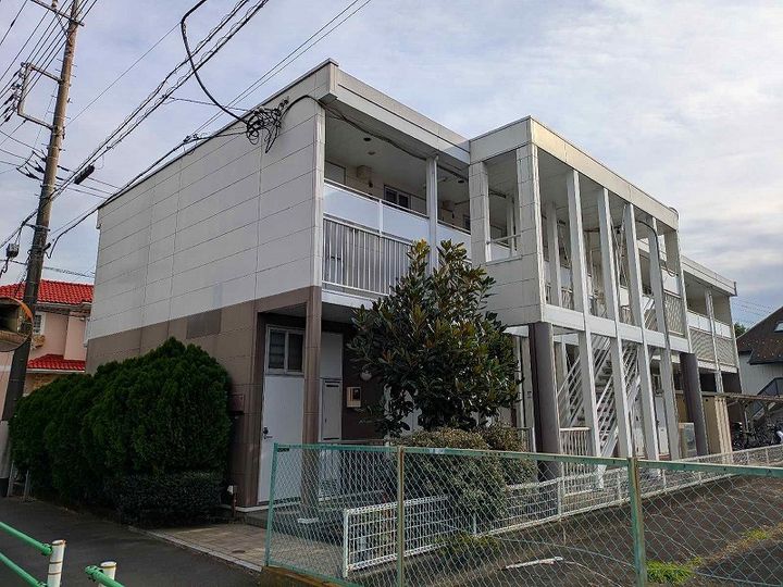 レオパレスベンデュールの外観