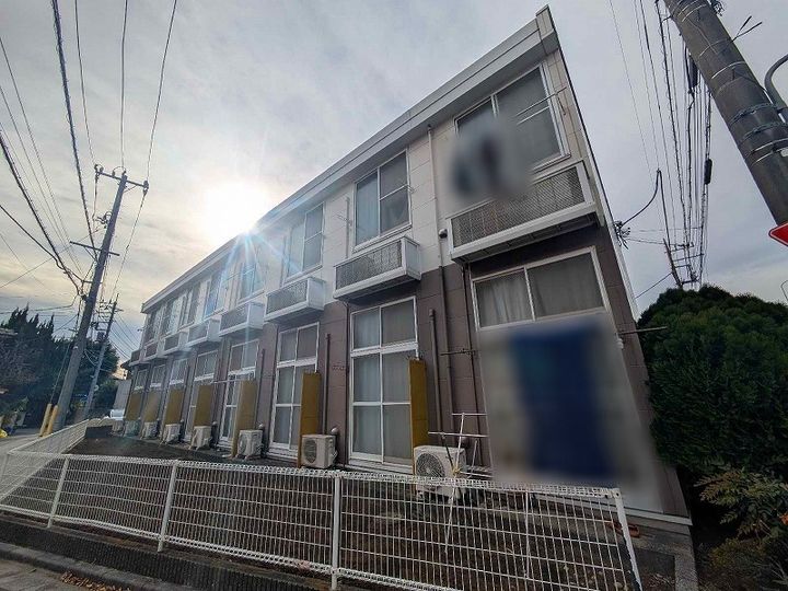 レオパレスベンデュールの外観