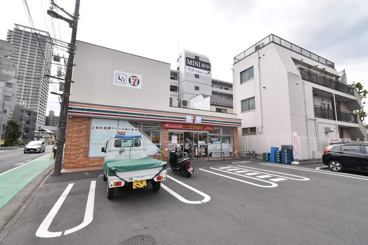 レオパレスソルヴェーグの周辺