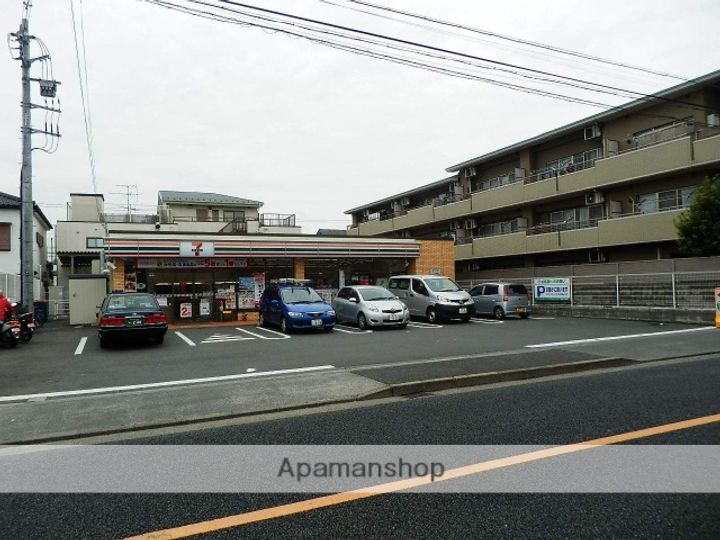 コスモス202の周辺