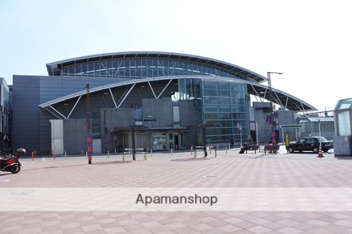 コスモス202の周辺