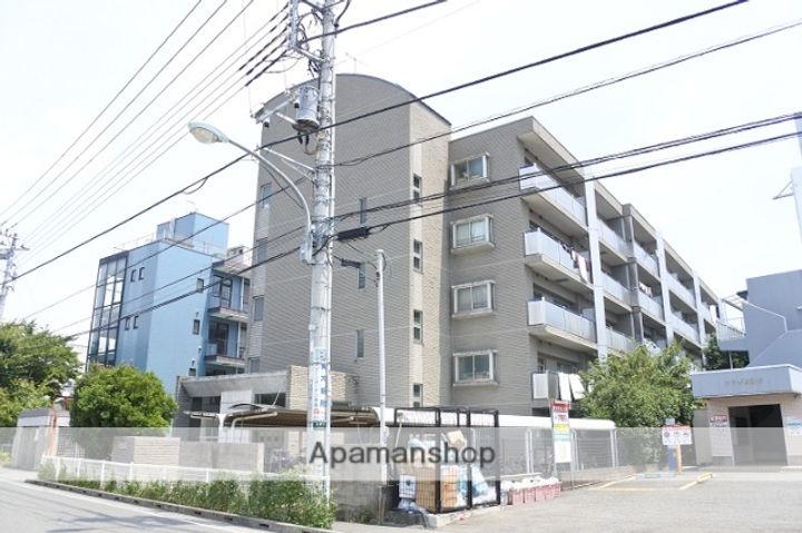 東京都調布市多摩川1丁目の賃貸マンション2Fの外観