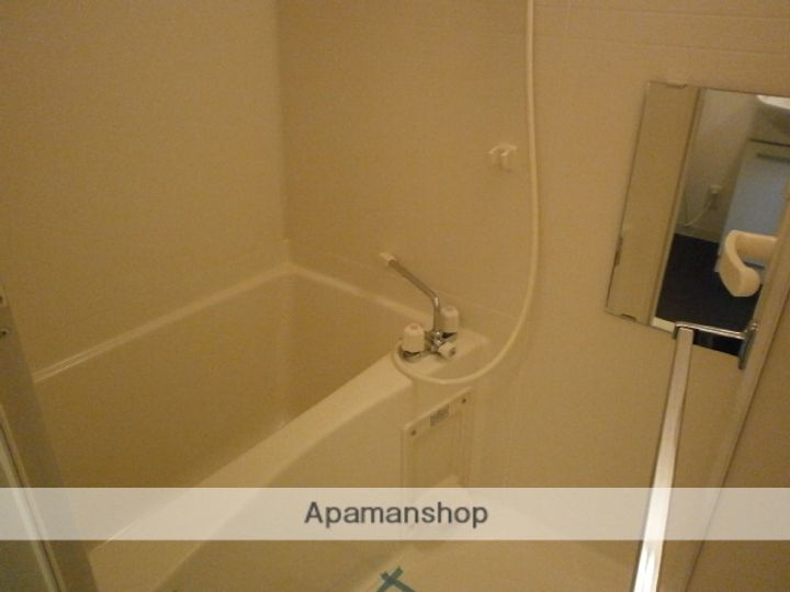 東京都調布市国領町4丁目の賃貸マンションの風呂