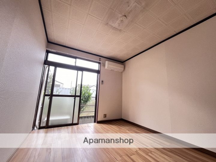 アーレスⅠの内装