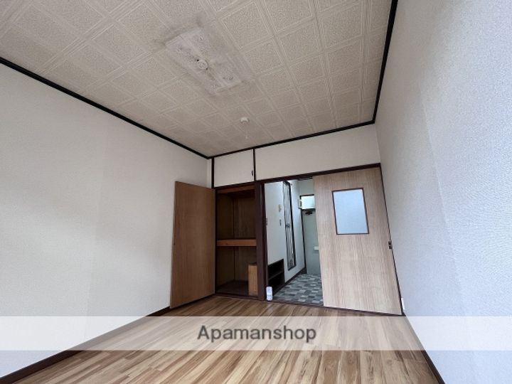 アーレスⅠの内装