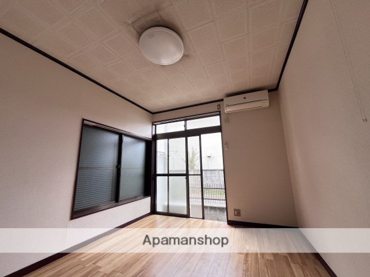 アーレスⅠの内装