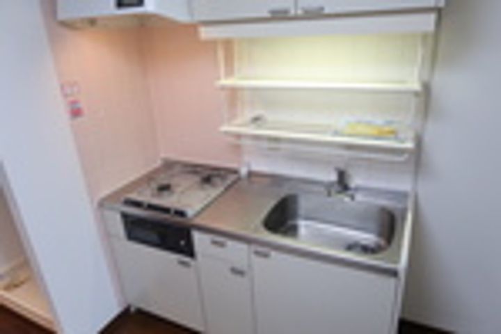 東京都稲城市東長沼の賃貸マンションのキッチン