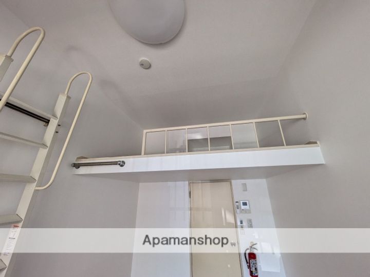 東京都狛江市中和泉5丁目の賃貸アパート102の内装