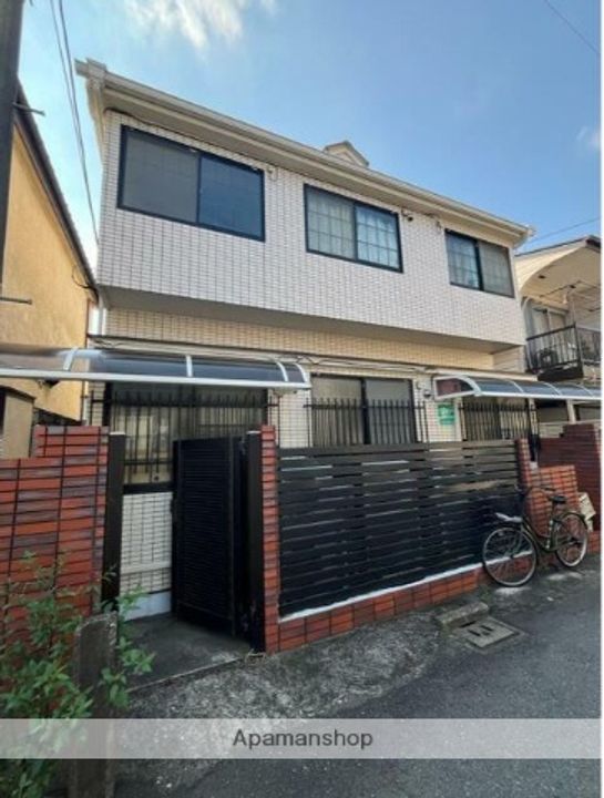 東京都狛江市中和泉5丁目の賃貸アパート102の外観