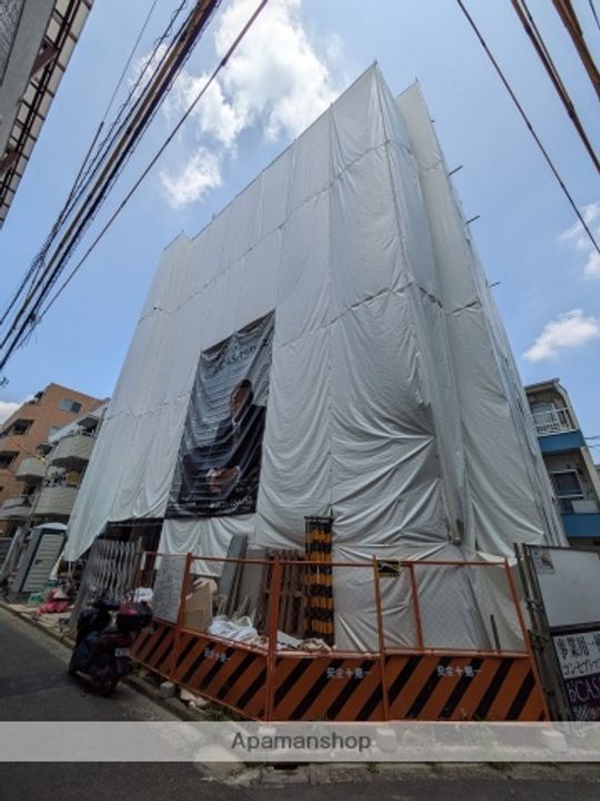 東京都調布市多摩川5丁目の賃貸マンション301の外観