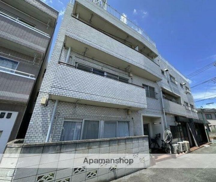 東京都調布市菊野台1丁目の賃貸マンション302の外観