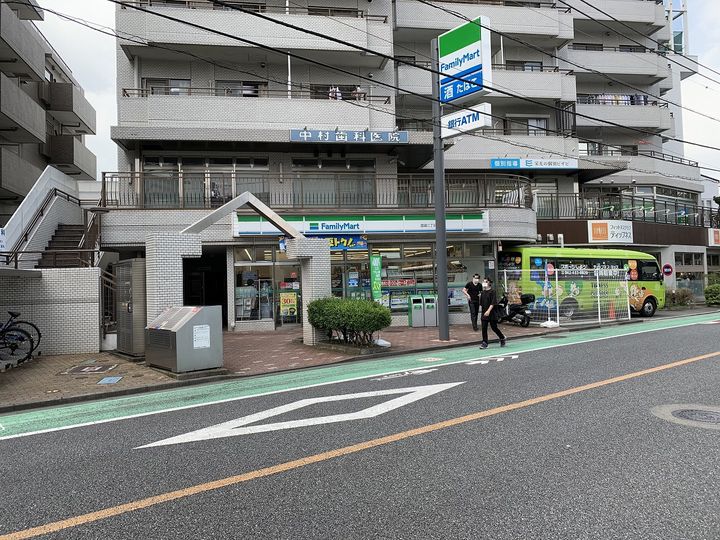 ファミーユ柴崎の周辺